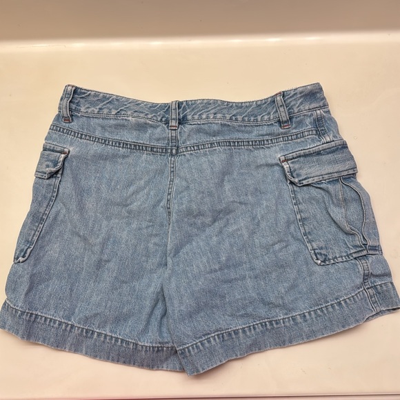 DKNY jeans shorts - Picture 2 of 5